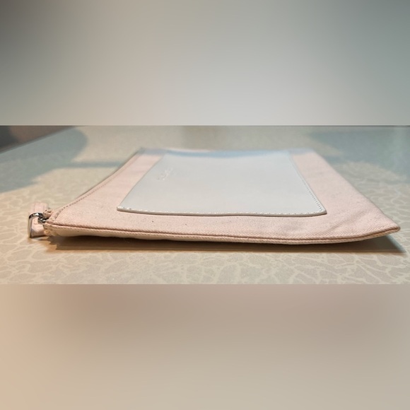 BALENCIAGA Paris | VIP cosmetic bag - Picture 13 of 16